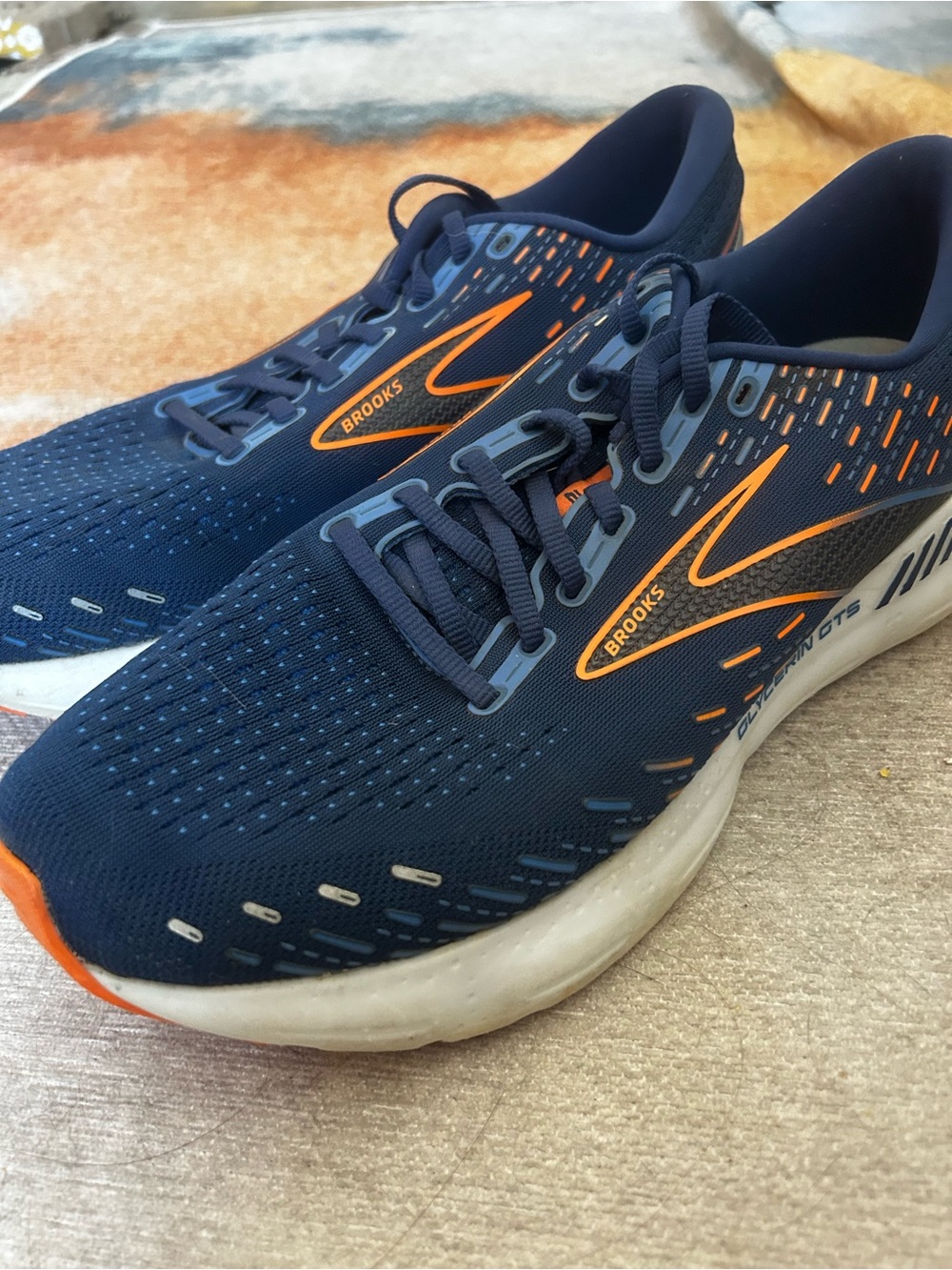 Brooks Glycerin GTS 20 - Men’s Running Shoe Navy with Orange Accents - Size 10.5